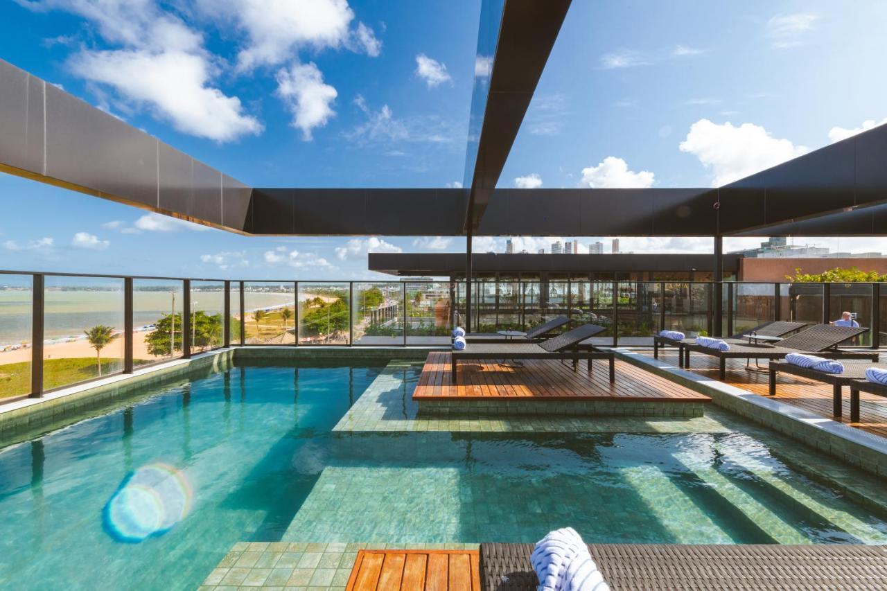 Ba'Ra Hotel João Pessoa Kültér fotó Rooftop pool at the hotel
