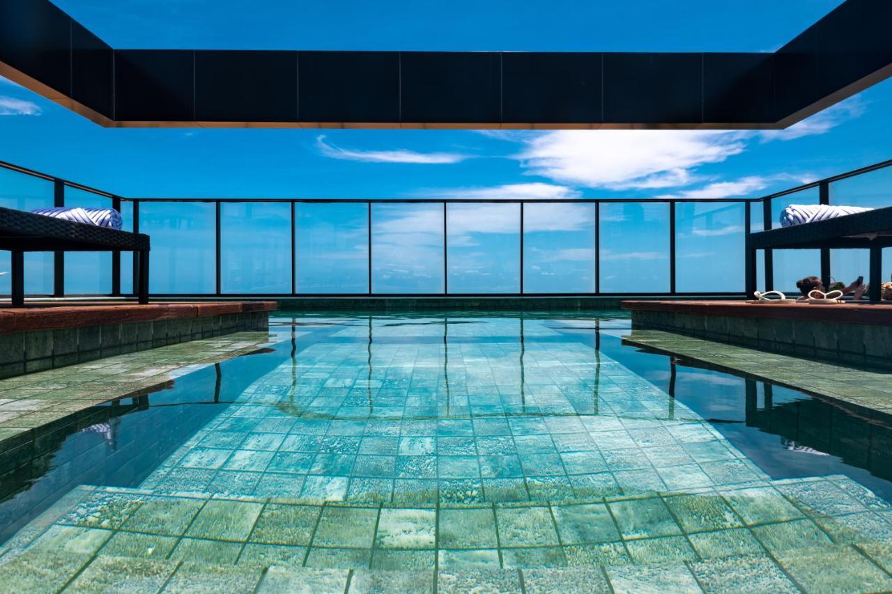 Ba'Ra Hotel João Pessoa Kültér fotó The rooftop pool at the hotel