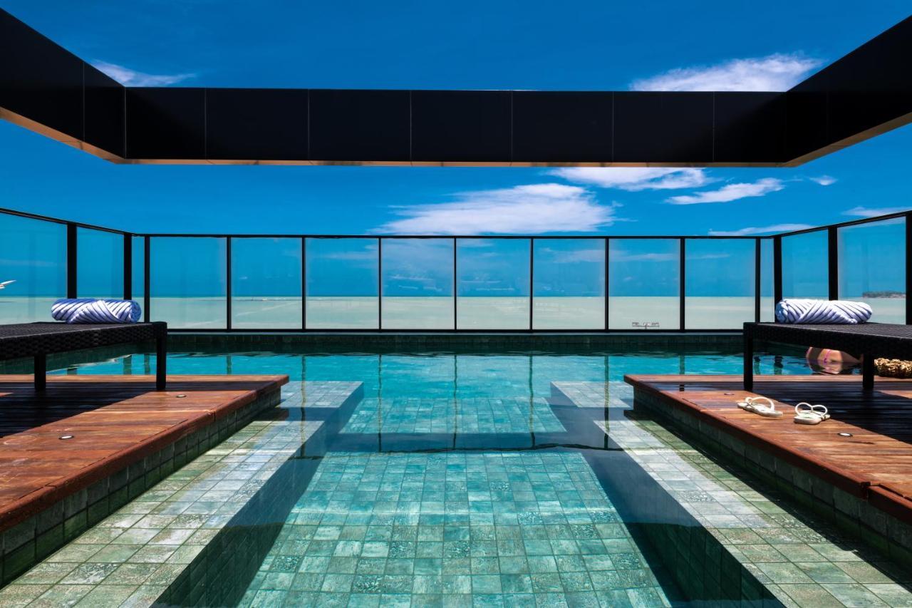 Ba'Ra Hotel João Pessoa Kültér fotó The rooftop pool at the hotel